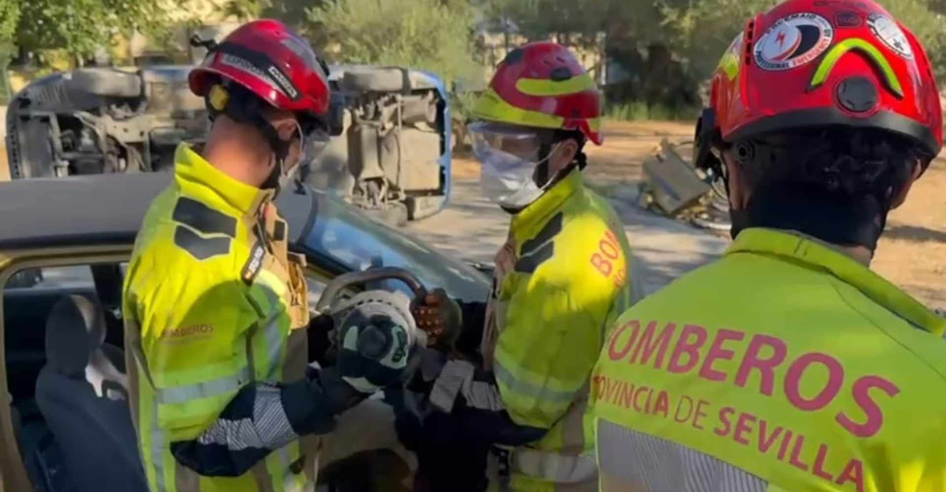 10-291025 Foto CURSO DE BOMBEROS VEHÍCULOS NUEVAS TECNOLOGÍAS DE PROPULSIÓN