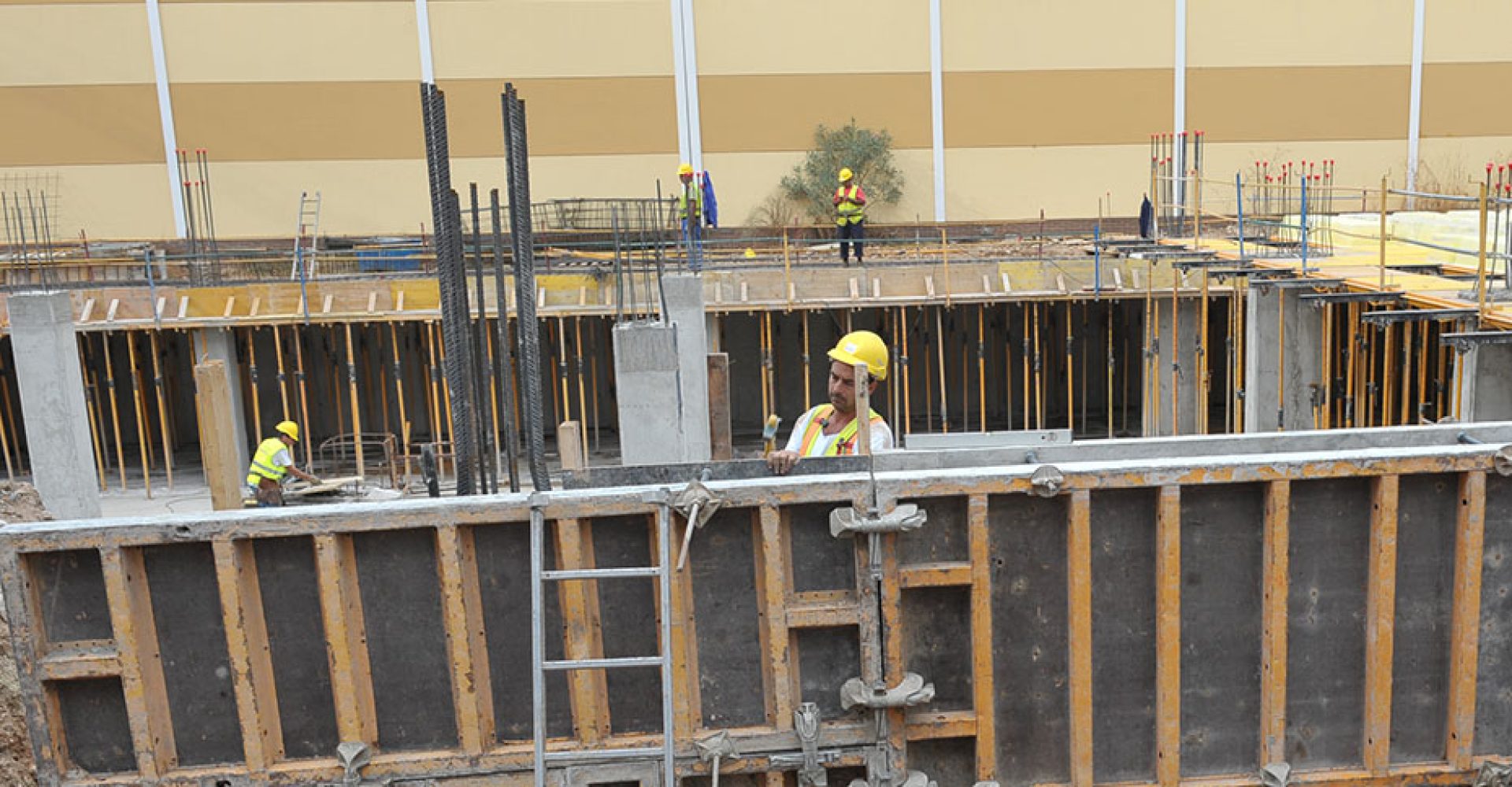 1685430160634Obrero_Est