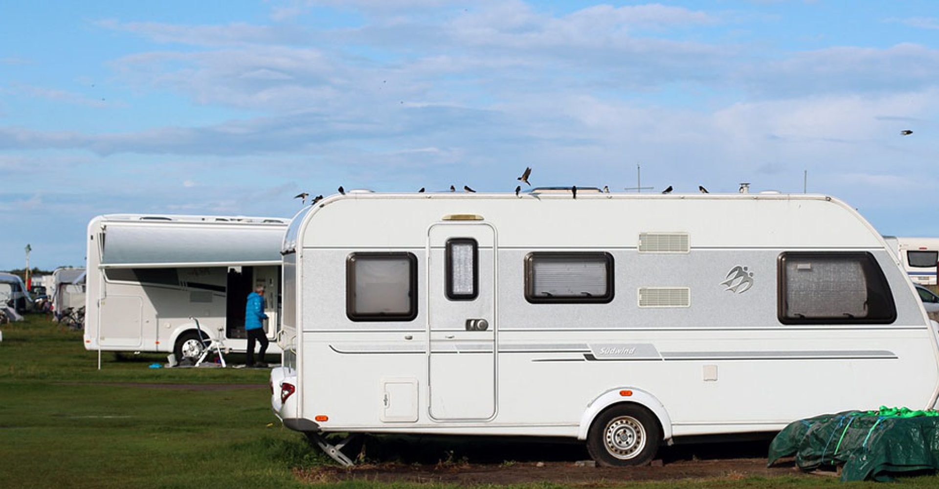 1698911282201caravana