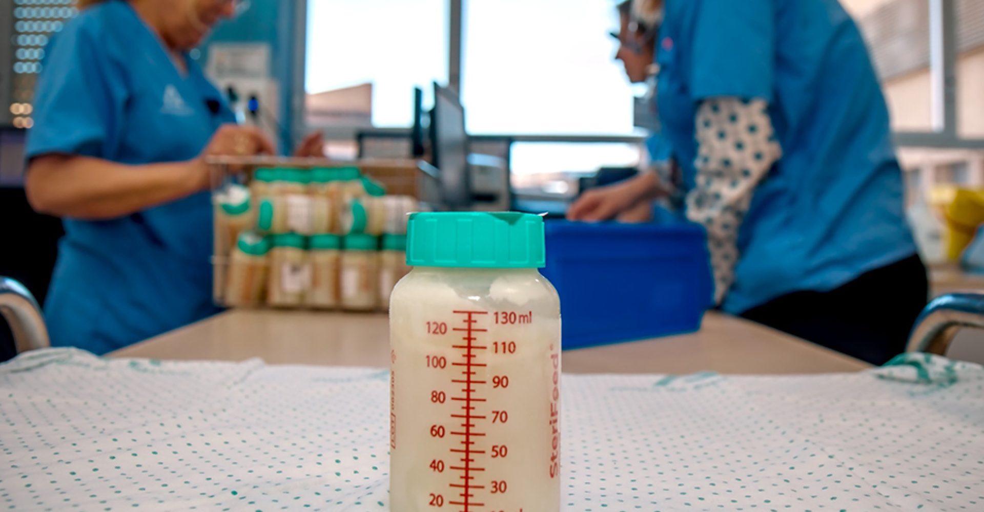 1747406158572bancolecheEst