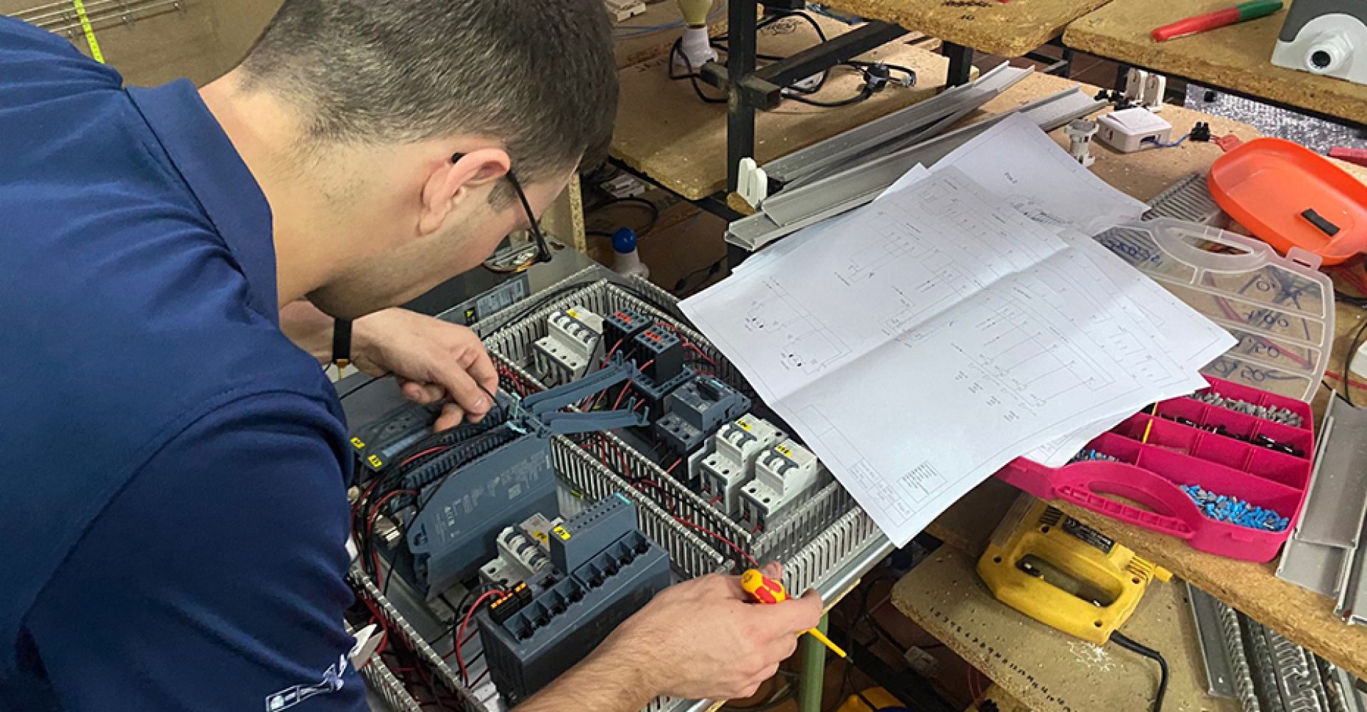 1766517900348pruebasEst