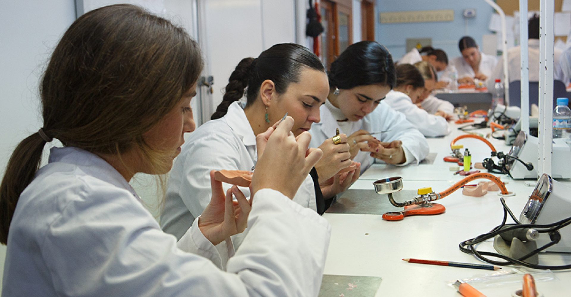 1774885847641AulaFP_Estandar