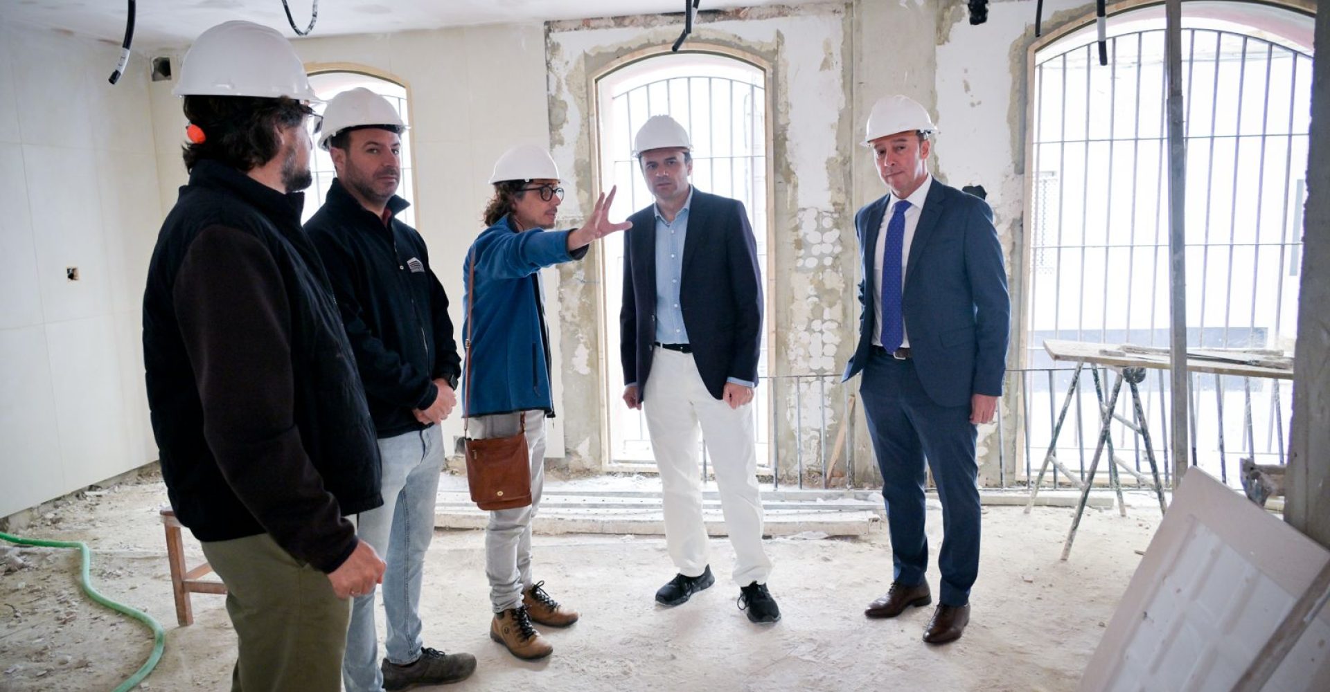 20250504 Visita albergue municipal obras