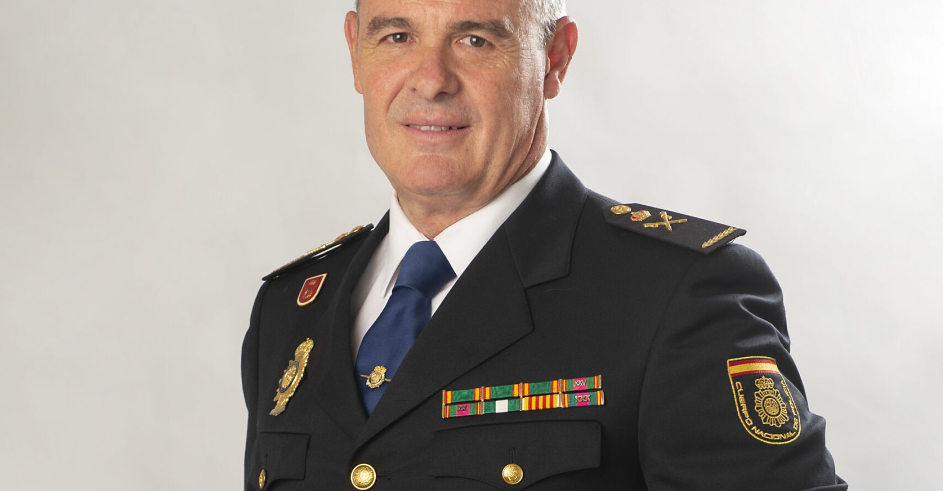 260306 mil_comisario_principal_Santafé_Arnedo