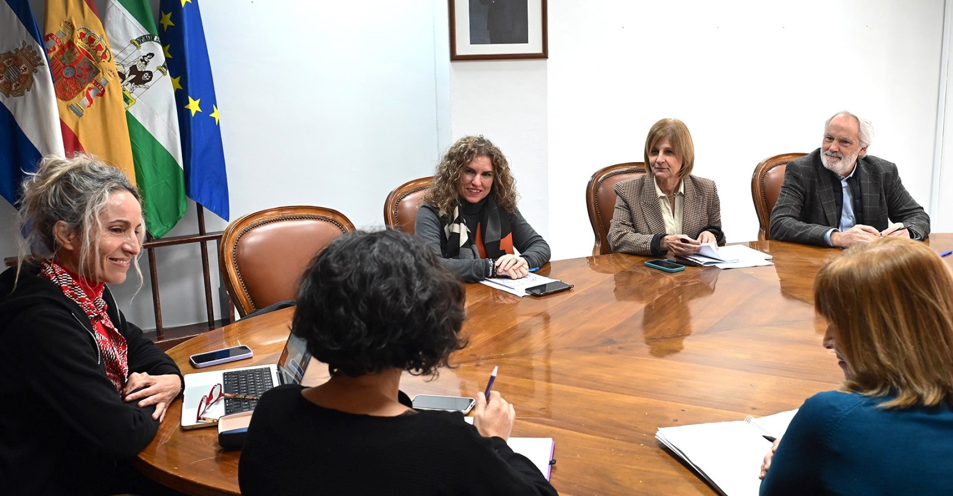 Alcaldesa___Asoc_Derechos_Humanos___02