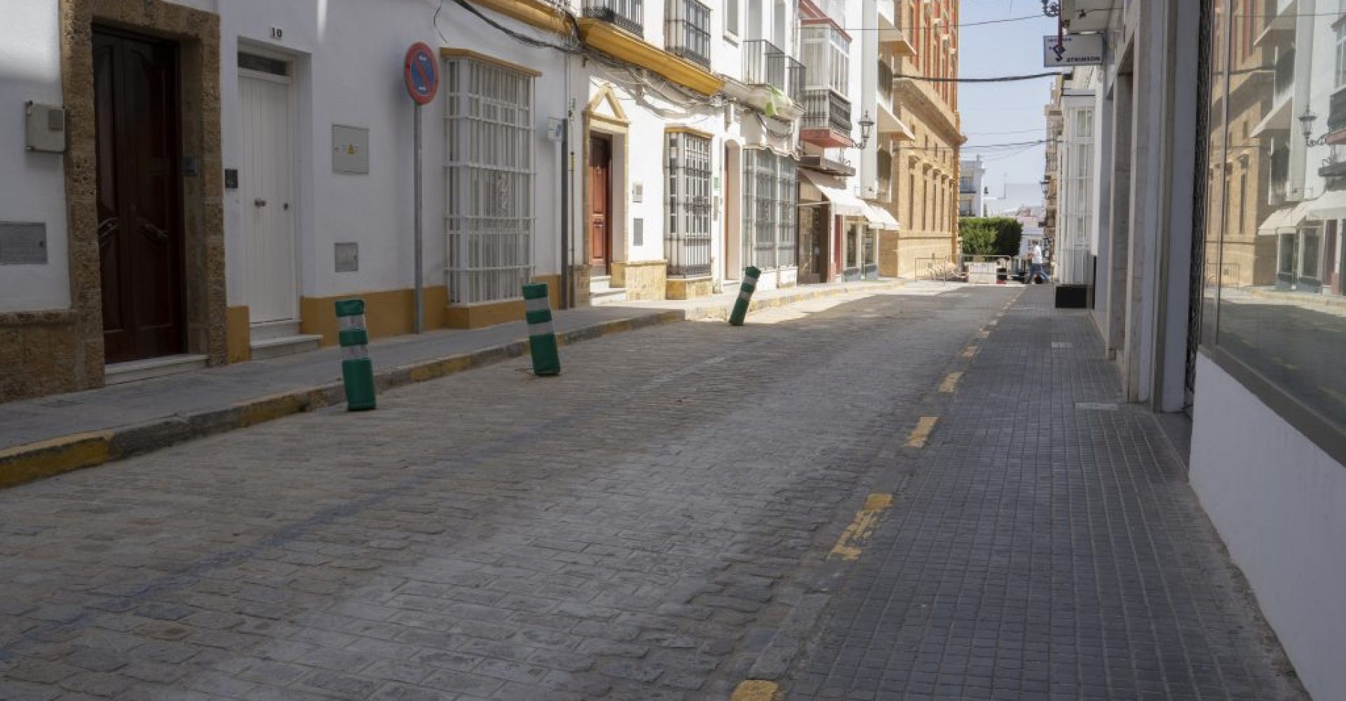 CALLE-ISAAC-PERAL-1024x683