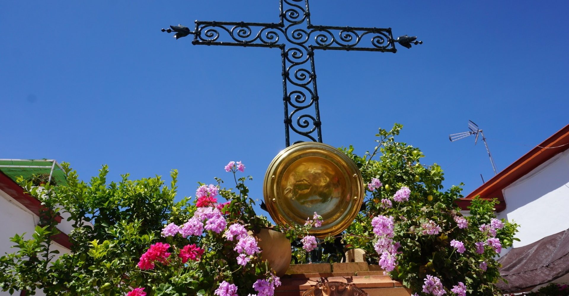 Cruces-de-Mayo-2024-archivo-breves.jpg_1946211807