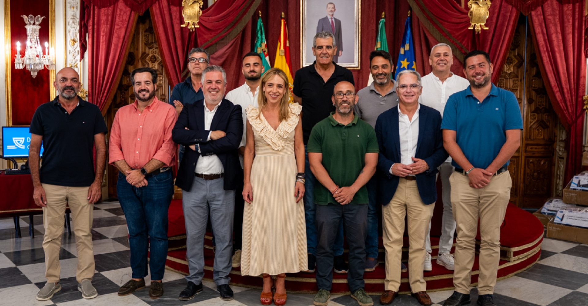 Entrega de equipos informaticos a ELAs