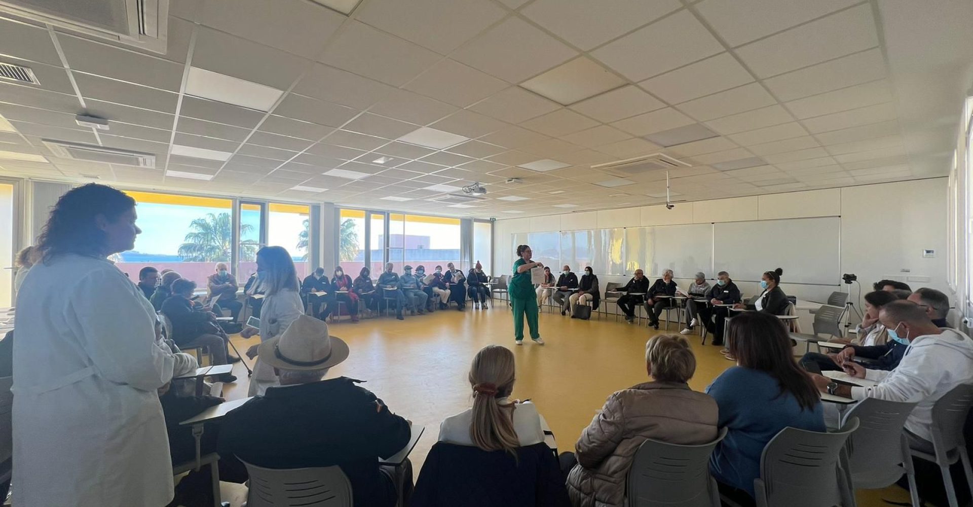 Escuela pacientes pacientes renales HUPE