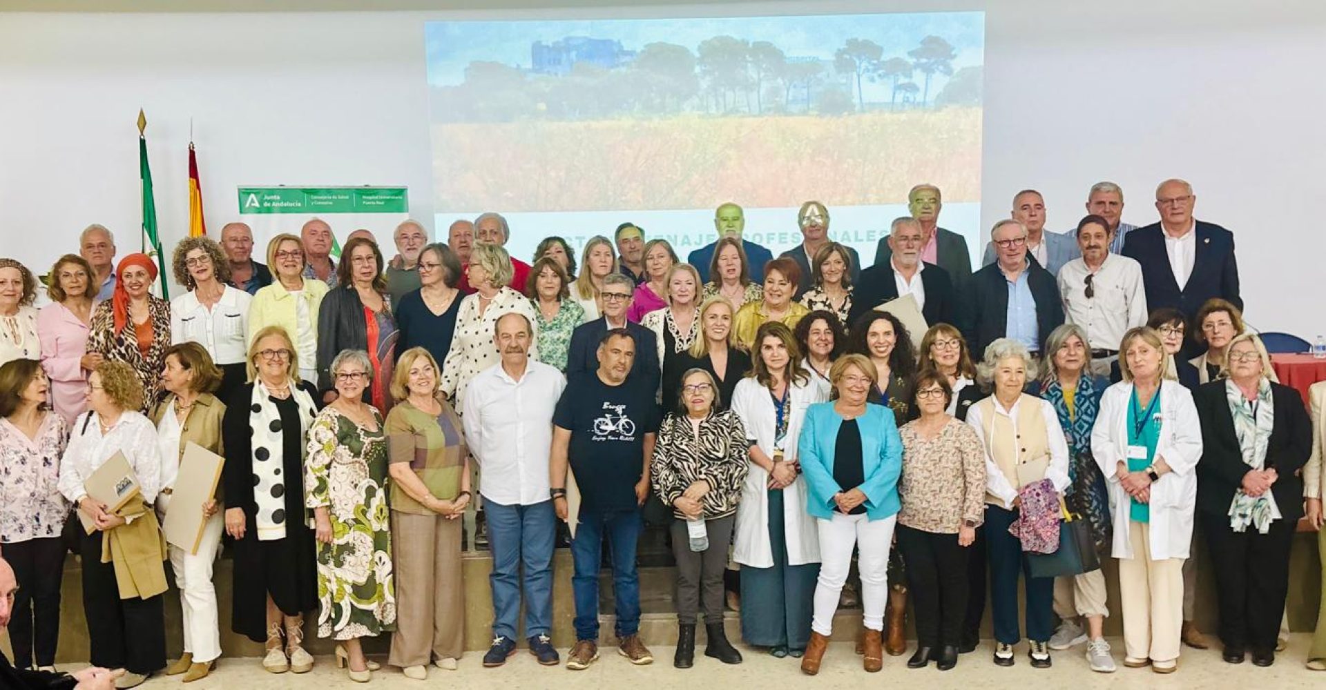 Foto familia jubilados HUPR may 25