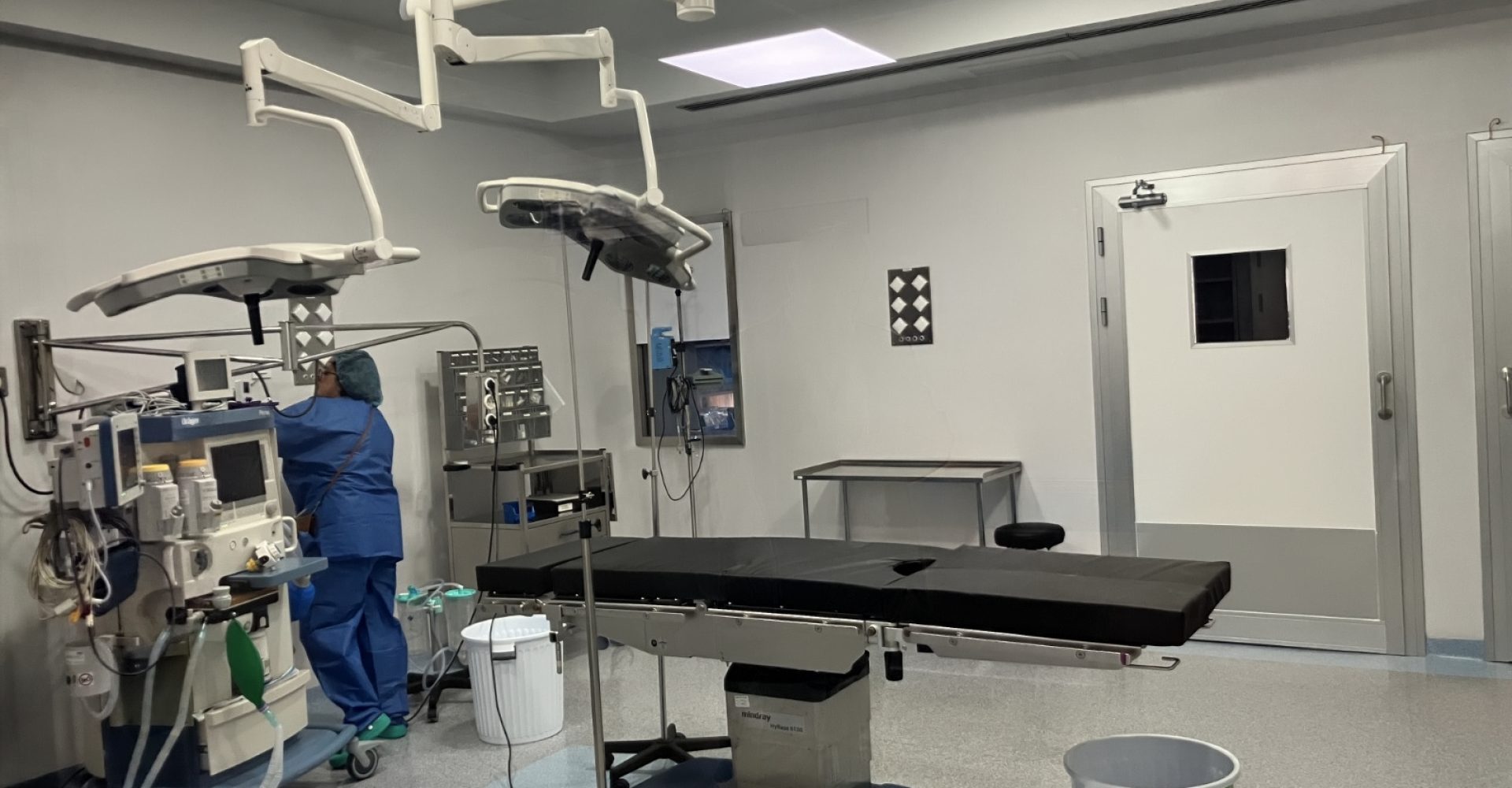 Quirófano renovado de San Carlos oct 25