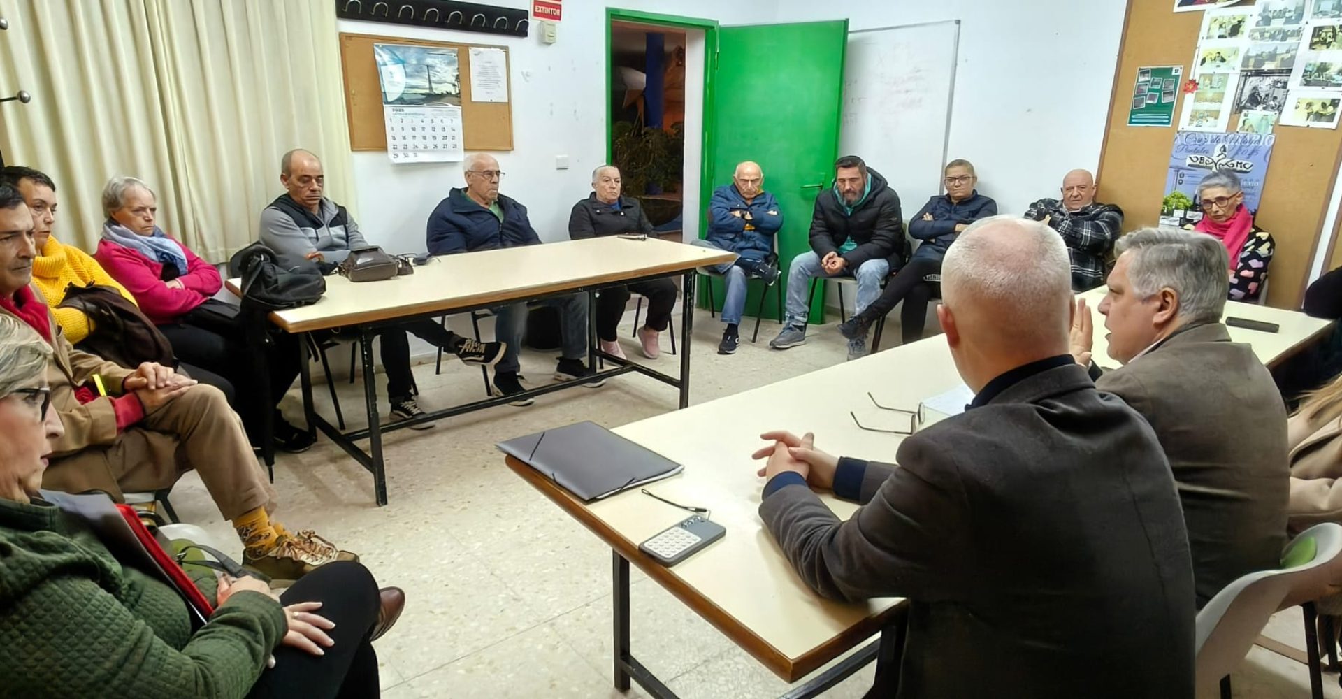 REUNION VECINOS PUNTALES