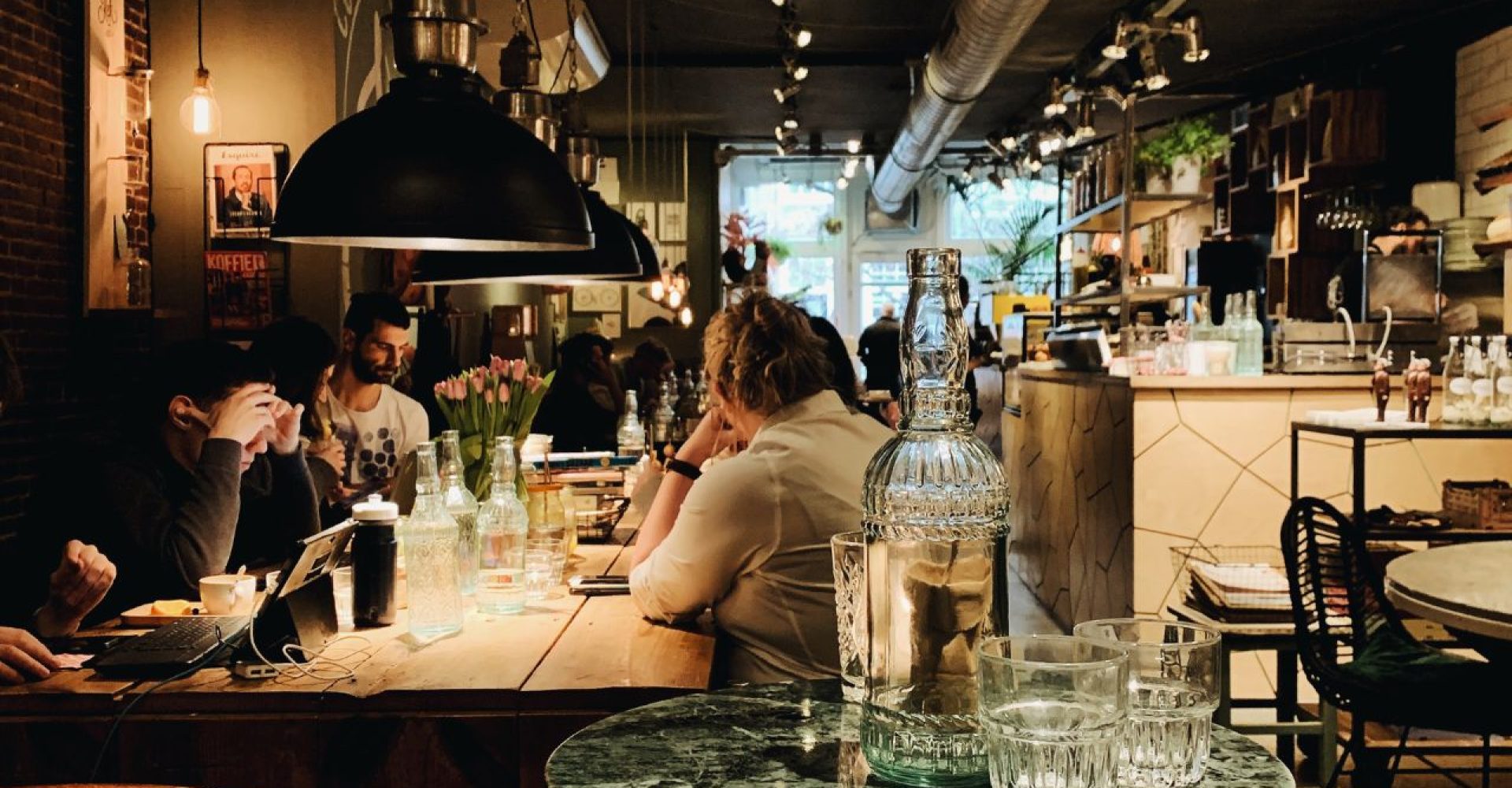 bar