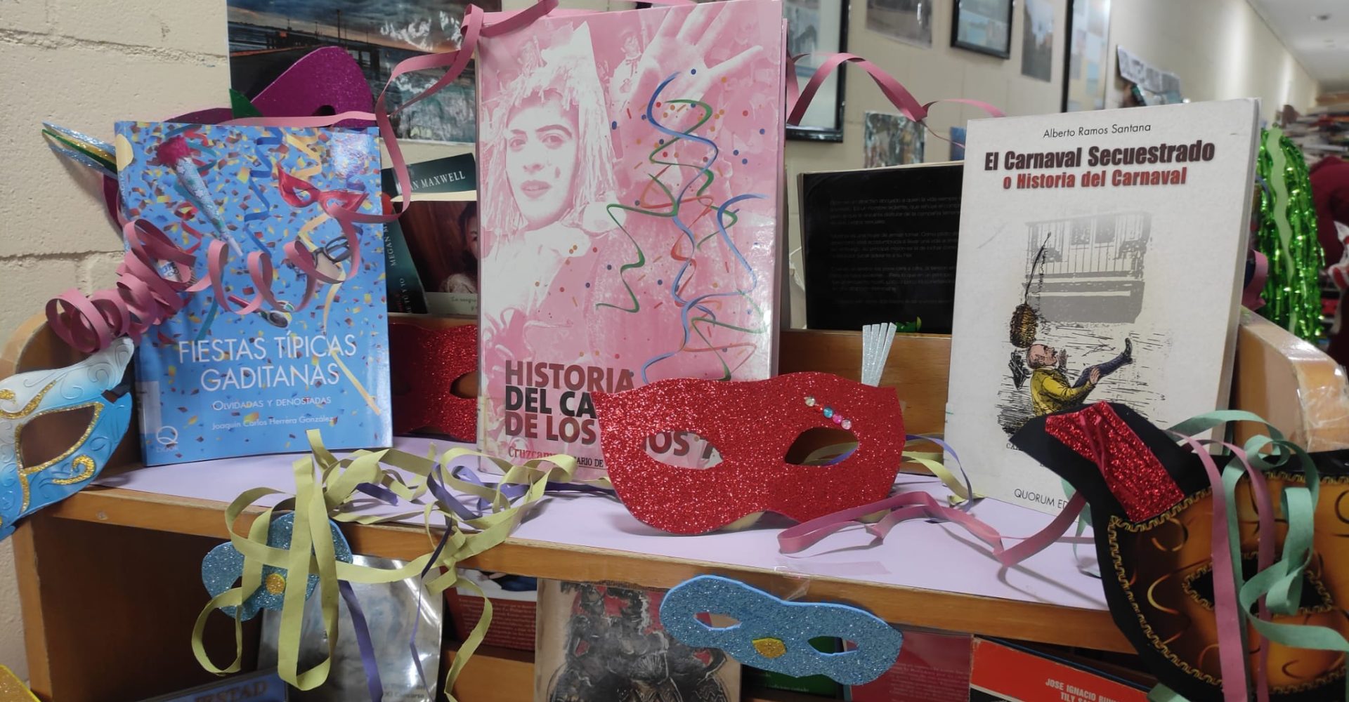 biblioteca stand carnaval (1)