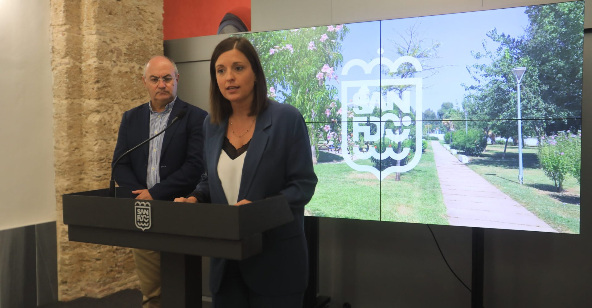 cavada contrato aprques y jardines