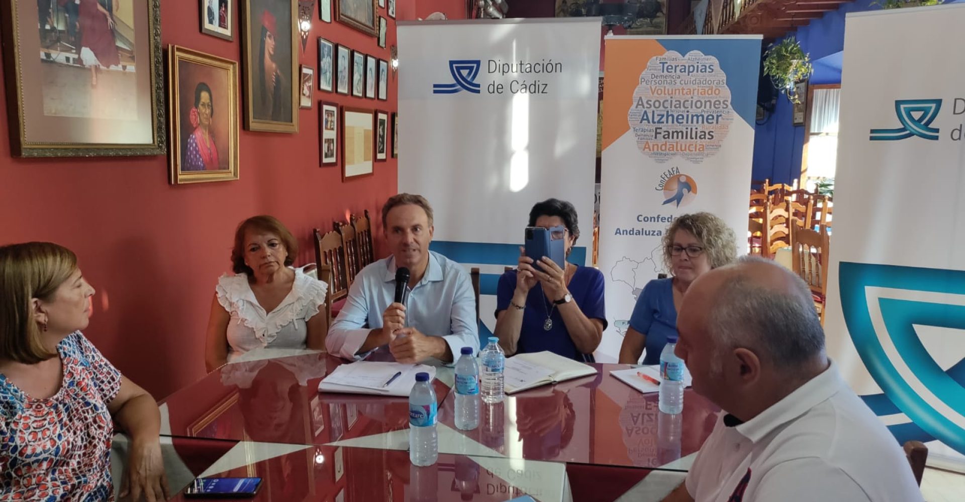 joanda alzhimer saluda de la encina