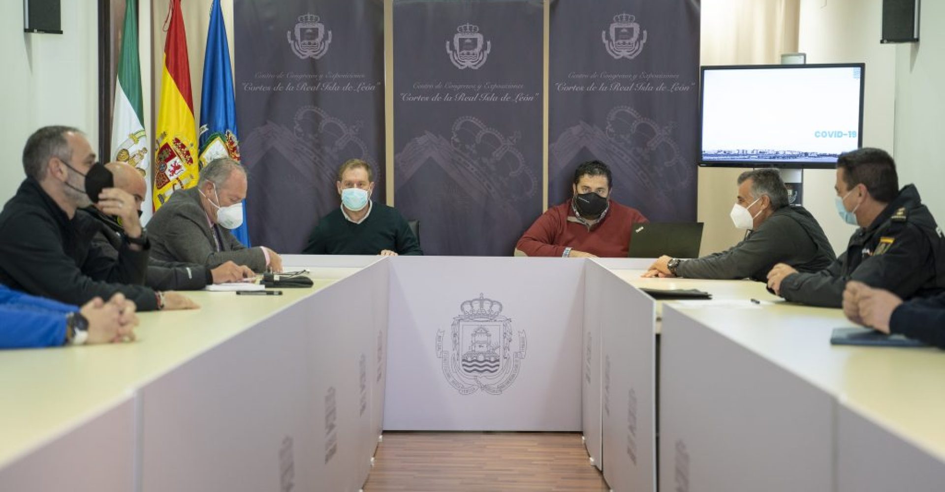 reunion-hosteleros-calle-Las-Cortes-1024x683